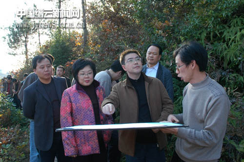 (许小峰)缙云新闻网讯12月1日下午,县委书记毛子荣专题调研仙都景区