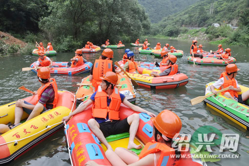 百丈飞瀑漂流游玩攻略,百丈飞瀑漂流怎么样