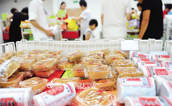 距中秋还有两个月 月饼已摆上宁波超市柜台