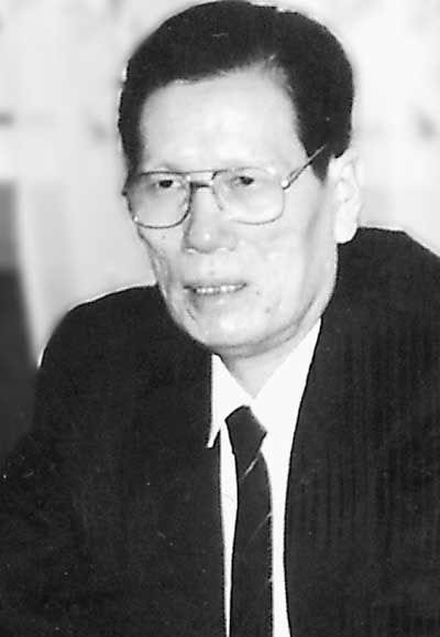 ½�ɾ���ԭ�㶫ʡ������Ժ����쳤��1989��9��3���ι㶫ʡ��̰�����ξֳ�