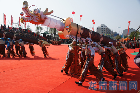 2009龙泉国际民间艺术大巡游