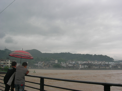 大暴雨导致城区多处被淹