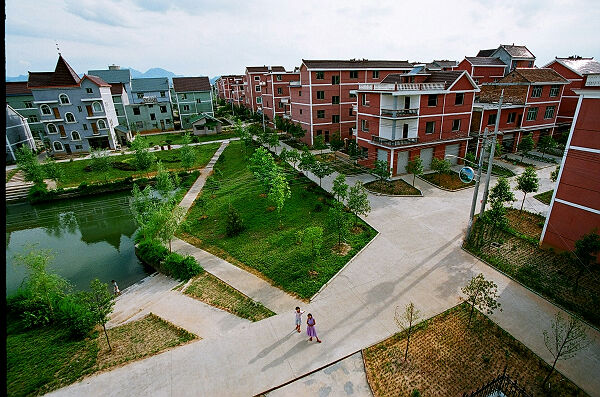 莫斯科人均绿地面积_宜居城镇人均住房面积(2)