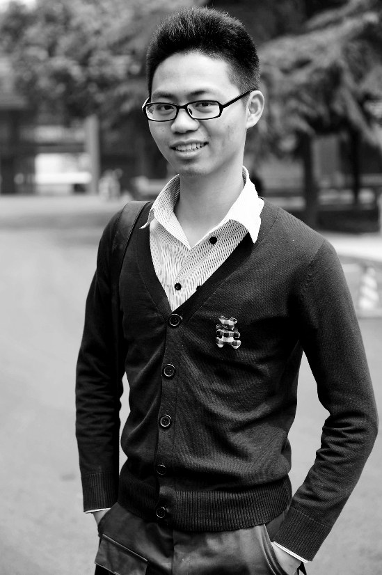 网络红人"龅牙哥"茫然弟 讲述被网络改变的生活
