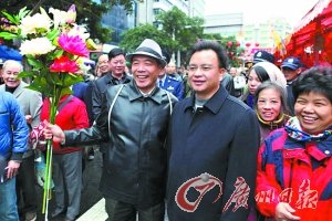 ��������г����Ű��� �ƻ�ӭ���ѡ�Χ����ש��