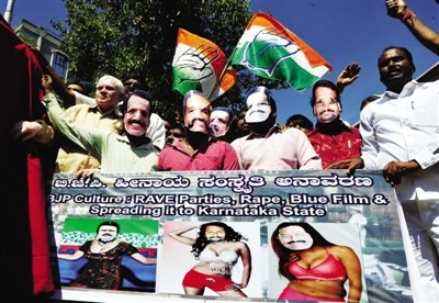 ӡ������Ա����͵��ɫ����Ƶ ��ƿ��������