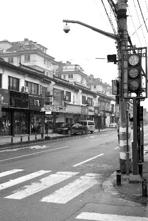 ����һУ����ײ�෭ ѧУ�����޲���ֻ�������