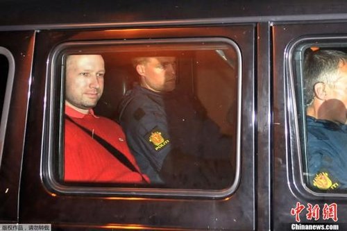 2011��7��25�գ�Ų���ֲ�Ϯ���¼����ֲ���ά�˵����ڰ�˹½��Ժ�״γ�ͥ������λɱ�˿�ͽ��Ҫ�������Ʒ���ͥ����Ҫ��ͥ���ڹ������״γ�ͥ����Ĺ��̣��Ա�����ȫ��������Լ�����������������Ų�������������£�Ϊ��ֹ����ά���ڷ�ͥ�Ϲ����������ļ������ţ����پ������������˱���������