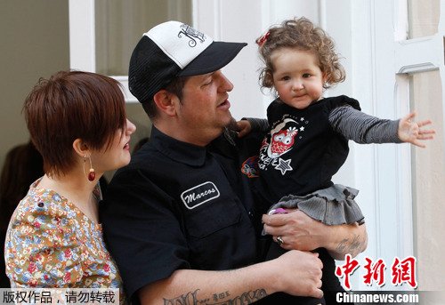 ������ŮӤ����̥�н������� ϵȫ������