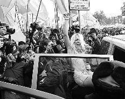 �ڿ���2���ٶ����ּ������Ů���������ڿ���