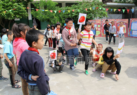 市青少年宫"流动少年宫"走进小梅镇青溪完全小学-龙泉新闻网