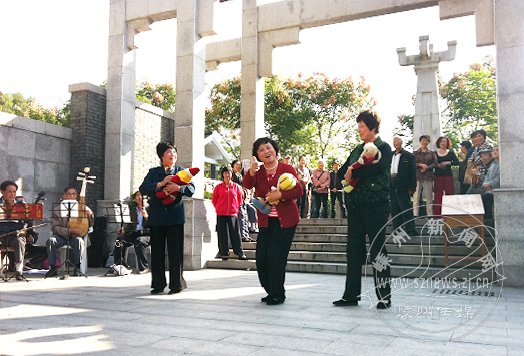 文艺表演庆重阳