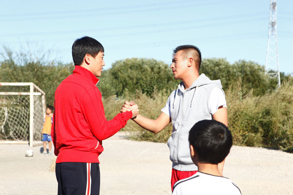 国内首部足球公益微电影《另一种温暖》首映(