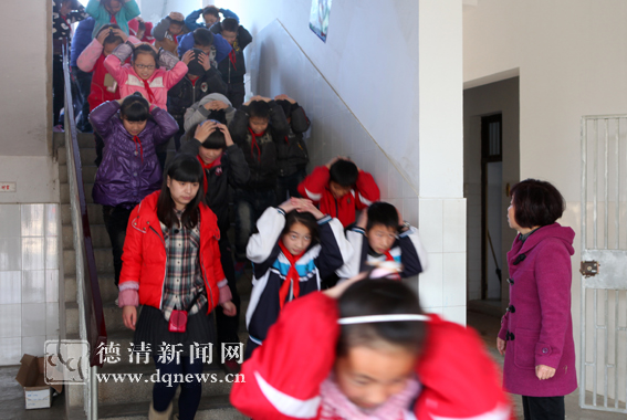 地震来了?--德清新闻网武安市v地震小学图片