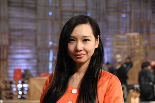 从八月初《非诚勿扰》成功牵手牛仔男后