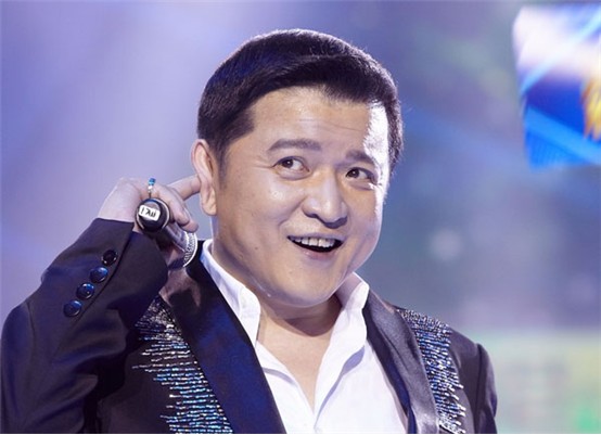 萌大叔组团主持深圳卫视跨年晚会