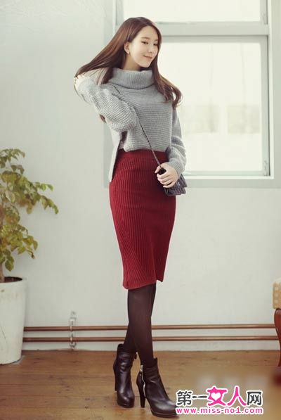 韩版<em>毛衣怎么</em>搭配好看 配裙配裤都吸晴 -紧身裤