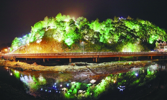 夜幕下的遂昌汤公园