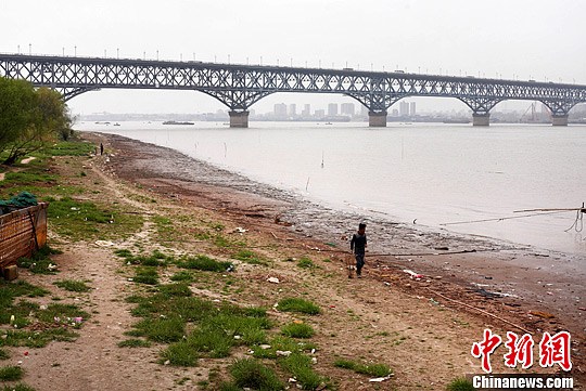 长江南京段仍处枯水期