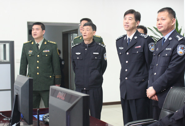 凌秋来在我县调研公安工作时要求发挥优势因地制宜推进平安开化建设