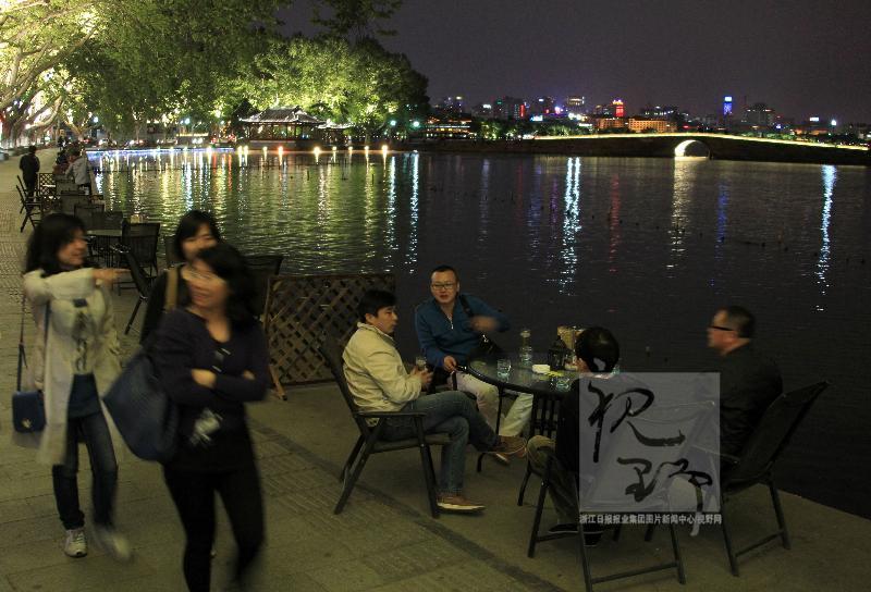 西湖游船晚上开放吗 14158631_766234.jpg