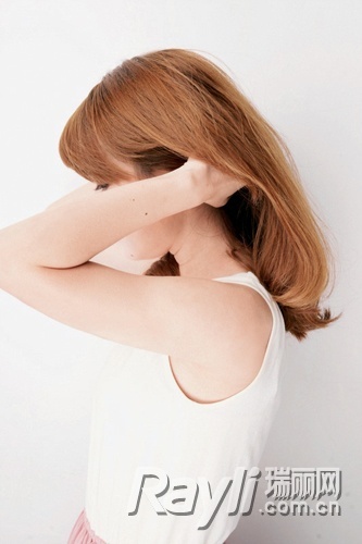 频繁烫染毁<em>头发</em> 居家按摩术赢回健康<em>发质</em>-血液