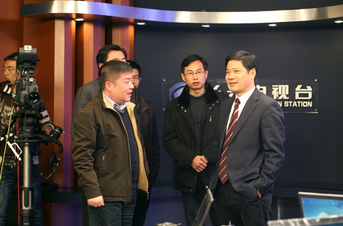章根明集锦-长兴新闻网