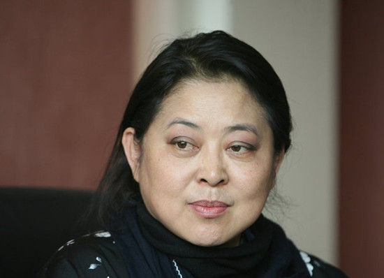  谢依霖素颜 变路人明星真假脸爆对比-谢依霖,杨