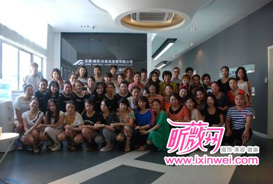 7天连锁酒店_7天 店长 收入(3)