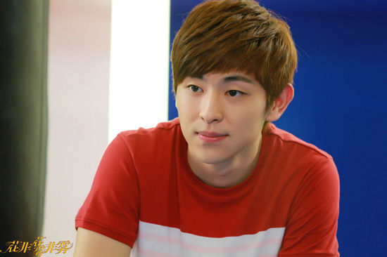 《花雾》清新恋媲美韩剧 邓伦 杨紫电梯邂逅--海