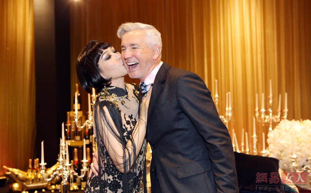 《盖茨比》北京首映 钟丽缇演绎复古轻佻女-钟丽缇,了不起,首映礼-武义新闻网