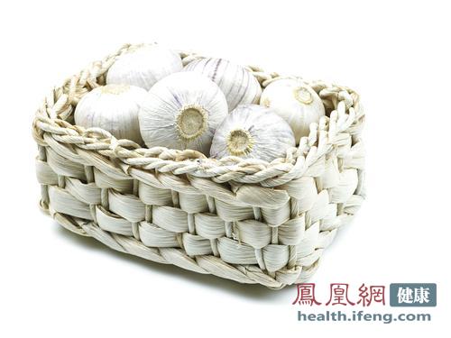 大蒜这样吃才抗癌 90%人吃法都错了-大蒜