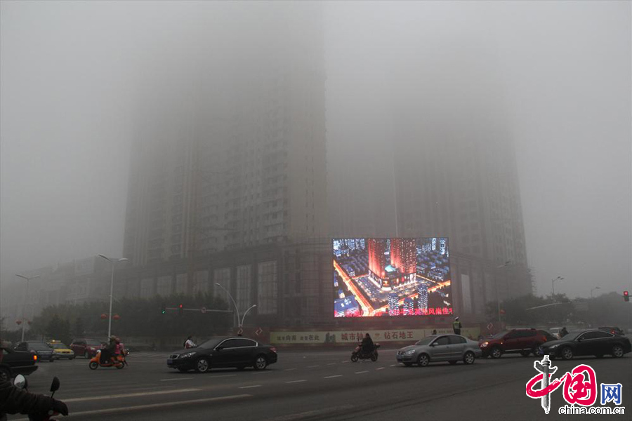 重度雾霾笼罩锦州