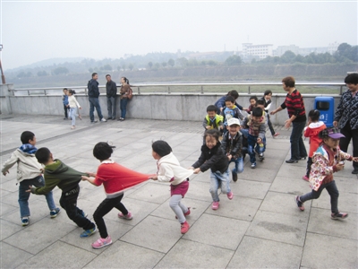 熟溪小学:扫黑这门课程很有意思--武义新闻网除恶秋游 小学图片
