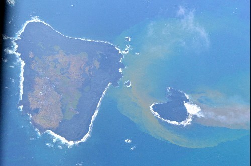 日媒称小笠原群岛附近新火山岛正茁壮成长