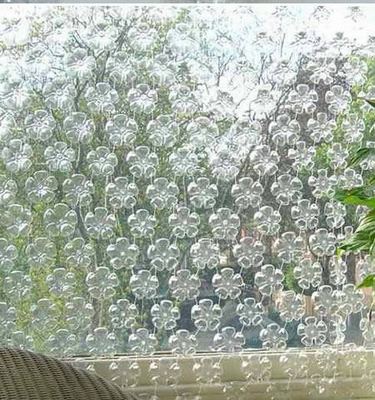 小户型装修隔断:玻璃屏风