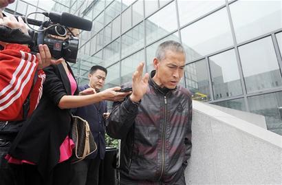 奥迪女 无证醉驾致3死伤 认罪赔偿获刑1年