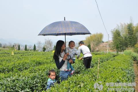 六盘水有多少人口_六盘水家门口的这个小三亚应该这样玩(3)