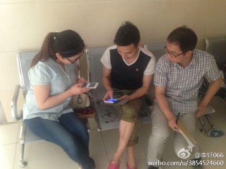 年轻妈妈小尧爱音乐照片看着自拍哭了(图)小学教案老公第十一册图片