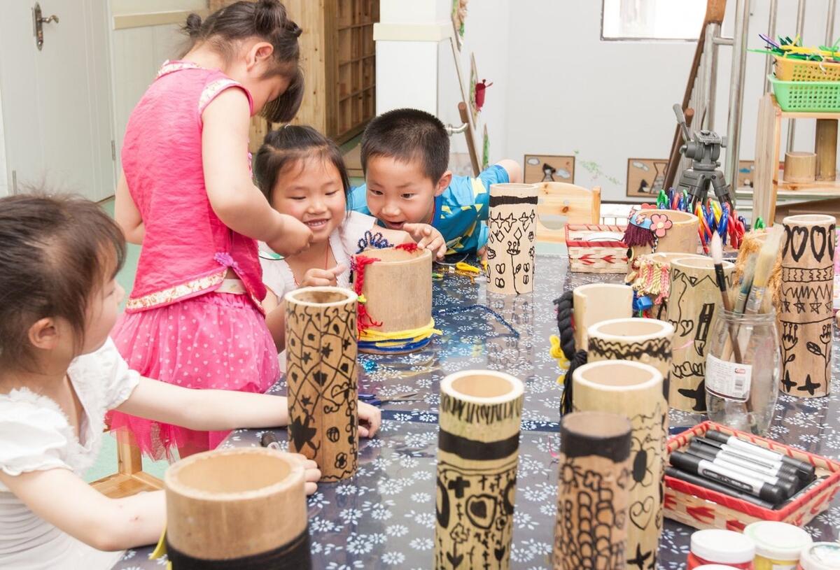 白岘乡中心幼儿园开设制作竹子工艺品课程 传