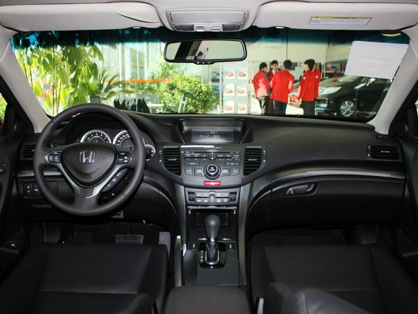 ���籾��  2.4L �Զ� �п�̨����