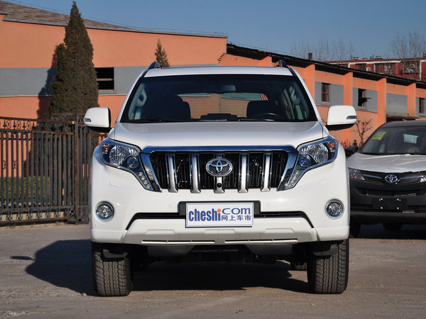 һ������  4.0L ��ͷ�����ӽ�