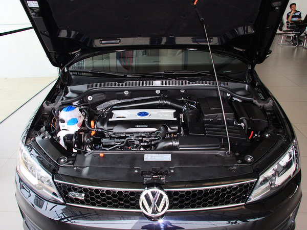һ��-����  2.0 TSI �������ֲ���д