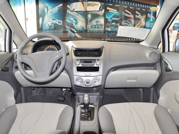 ѩ����  1.4L EMT �п�̨����