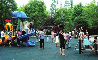 男女老少健身乐