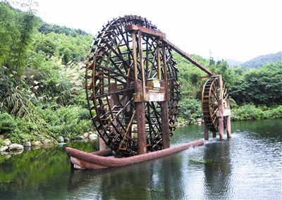 近年来瞄准全国各旅游景区,开发大型景观水车,观光水碓,脚踏农用水车