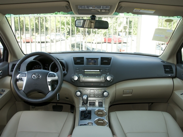 ��������  2.7L �Զ� �п�̨����
