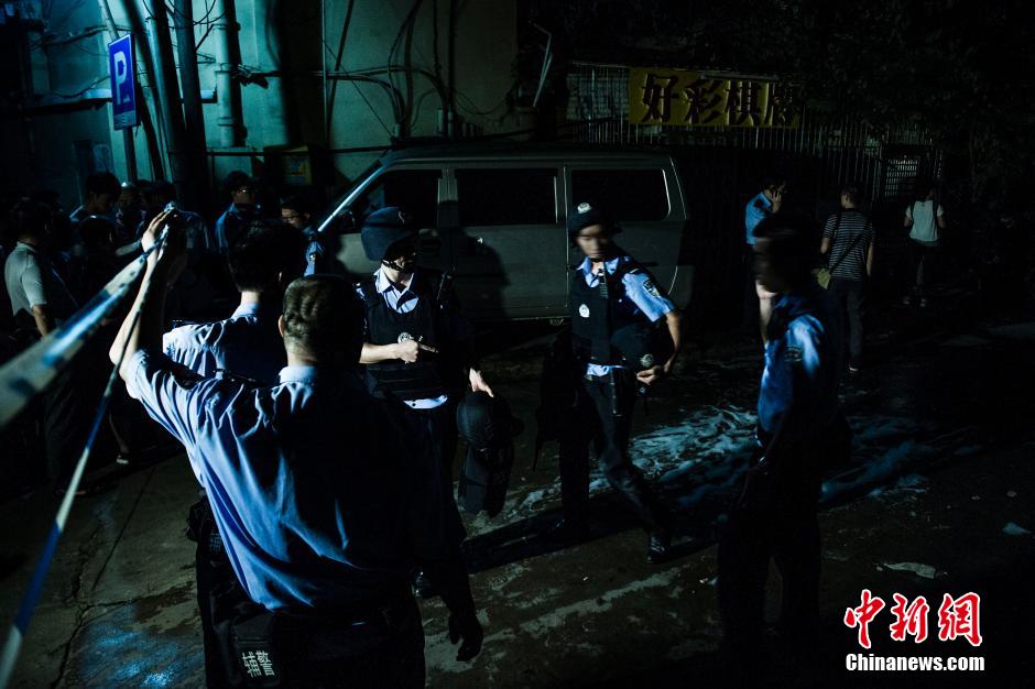 广州警方缉毒引枪战对峙