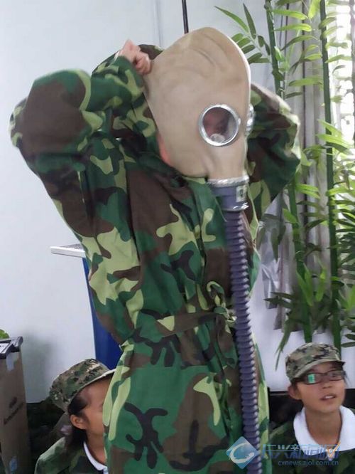 雉城中学组织学生参加逃生演练  鸣笛 纪念 九一 