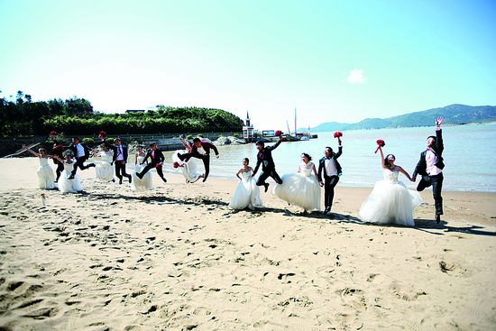 浙能舟山煤电举办集体婚礼